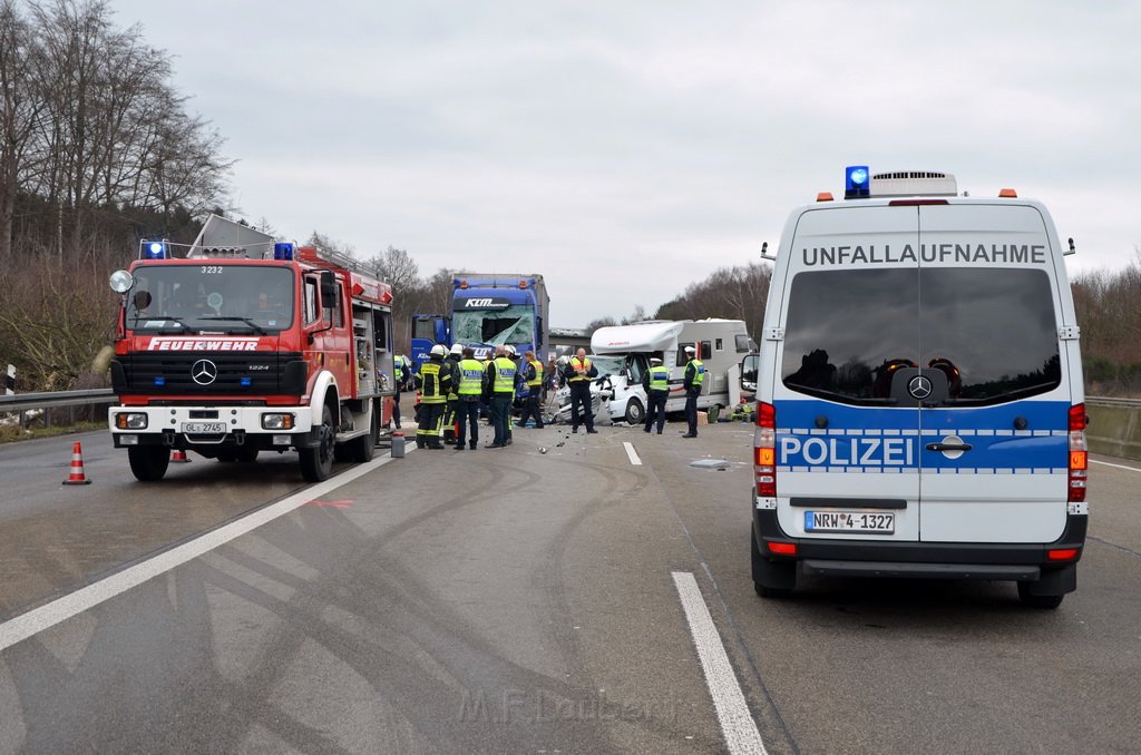 Schwerer VU A 1 Rich Saarbruecken kurz vor AK Leverkusen P113.JPG - Miklos Laubert